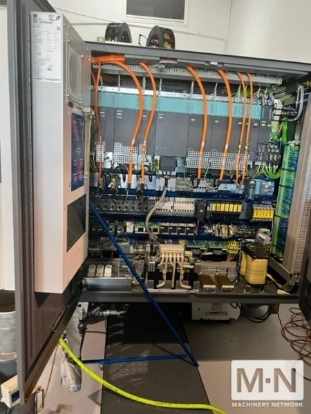 Chiron DZ-15K IWW Magnum Twin Spindle Vertical CNC Machining Center, 2013