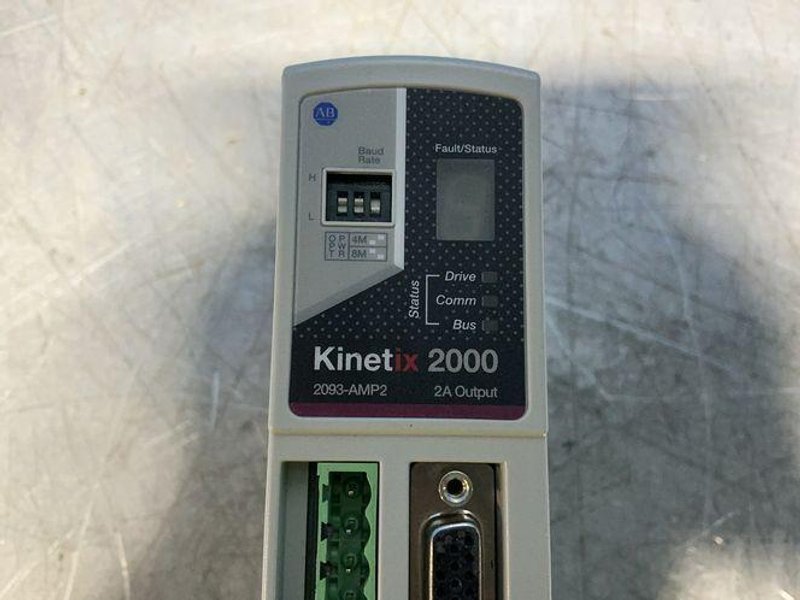 Allen-bradley 2 A Output Bulletin 2093 Kinetix 2000 2a Axis Module - 2093-amp2 / 2093-amp5