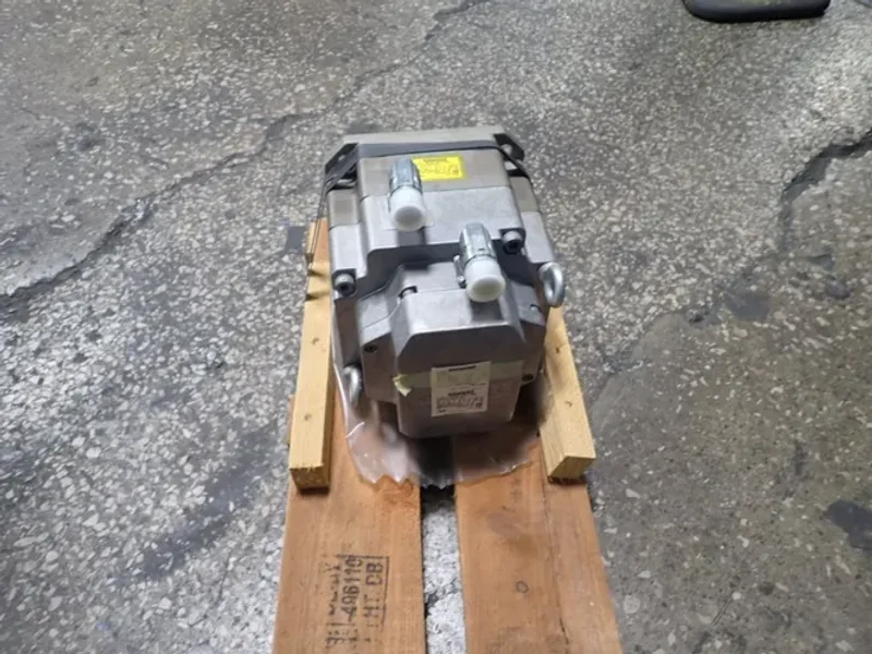 Siemens  Servo Motor - 1fk7100-5af71-1eb0