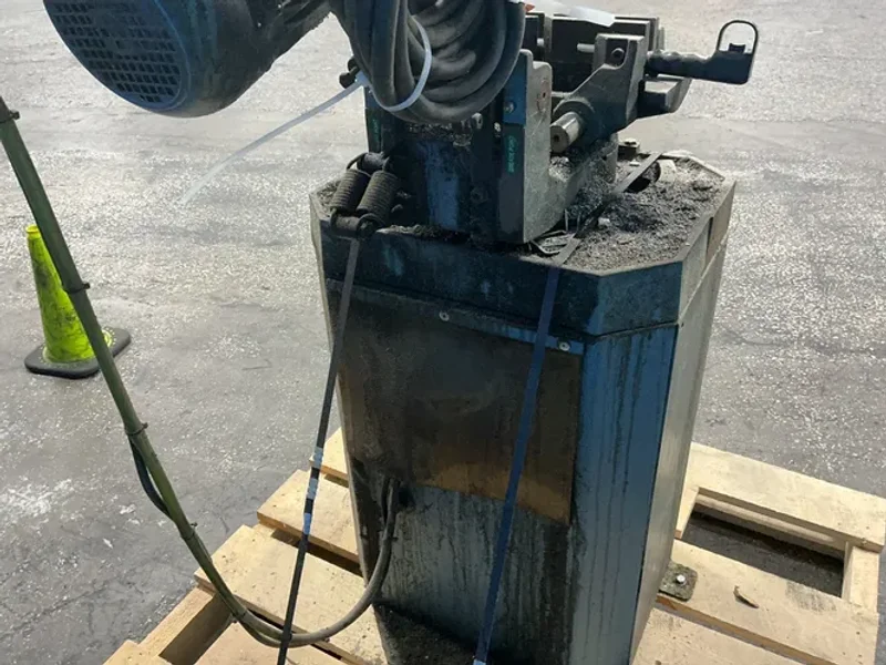 SCOTCHMAN 14” COLD SAW  -  350LT