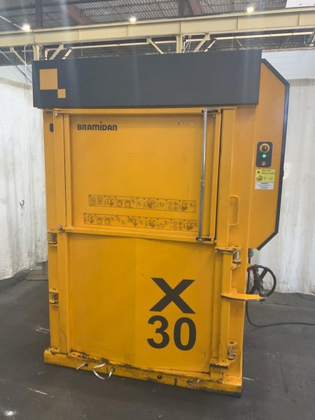 BRAMIDAN MODEL X30 VERTICAL BALER: STOCK #81209