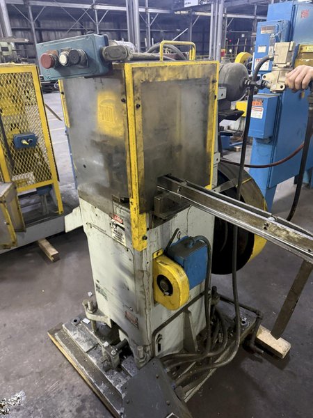 25 TON YODER MODEL #P-25 OPEN THROAT CUTOFF PRESS: YOBRO #25225
