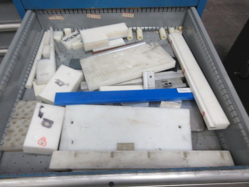 Lista 9 Drawer Tool Cabinet with Contents- Auction Item