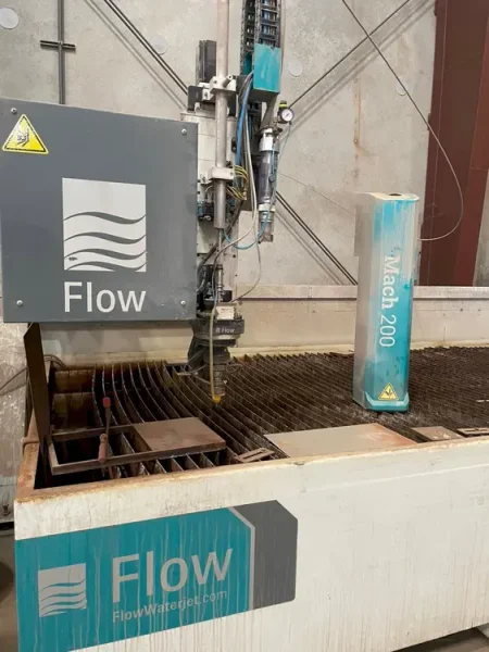 2018 FLOW MACH 200 4020 5-AXIS | Waterjet Cutters