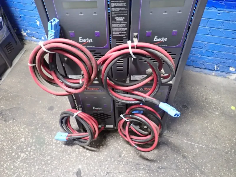 ENERSYS 24 V / 900 AH BATTERY CHARGER   -  EM3-12-900