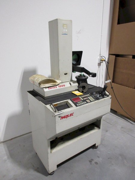 Parlec Series 1000 Tool Presetter with 40 &amp; 50 Taper Adapters and Powered Movement- Auction Item