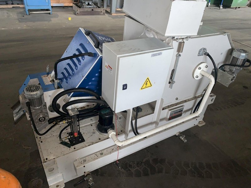 2016 EXCEL SUPER-FINISHER MODEL #XLR-SFM-100-S GRINDER WITH UDLY SLUDGE MASTER COOLANT SYSTEM: STOCK #11863