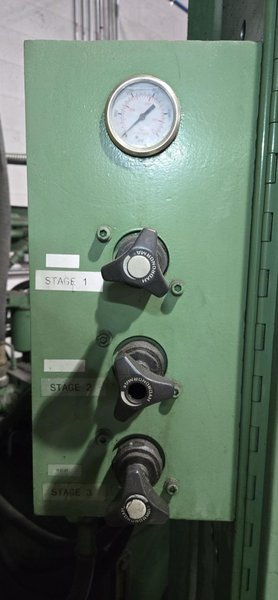 650 Ton Newman Hydraulic Press, 1990 – 7′ x 3′