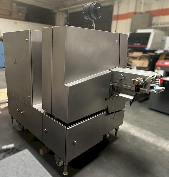 Poly-Clip System TSCA 160 Transfer Sealing Clip Automatic Sealing Clipping Machine Automatic adjustment clip pressure and displacer Automatic monitoring of clip and die (RFID)