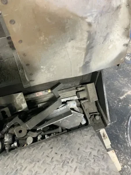 BUFFALO UNIVERSAL IRON WORKER  -  ARMOR PLUS UNIVERSAL