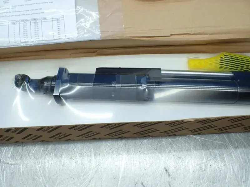 ATLAS COPCO ELECTRIC NUTRUNNER.   -  QST42-20CTV-P10