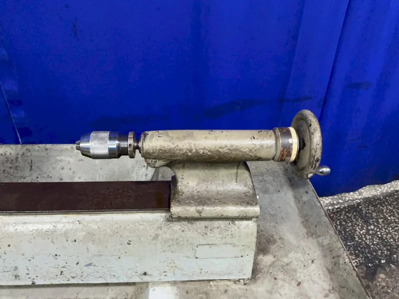 HARDINGE 9” X 28” LATHE  -  DV-59