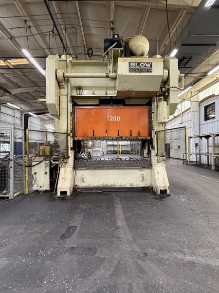 400-ton Blow SC2-400-108-54 Straight Side Mechanical Stamping Press For Sale, Year 2001