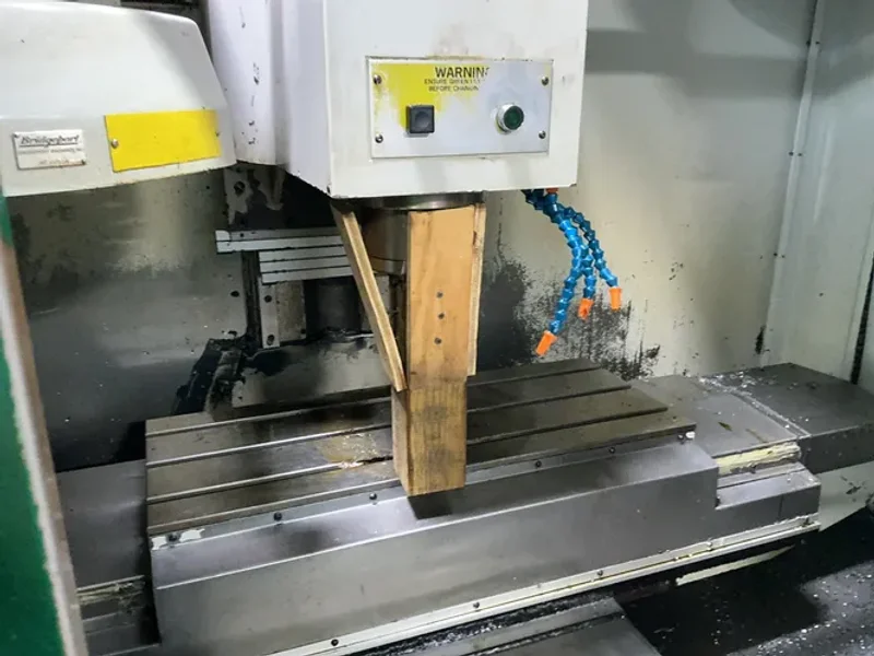 BRIDGEPORT CNC VMC   -  VMC 3016
