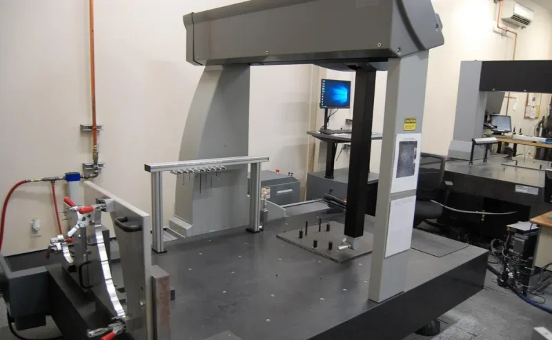 2018 HEXAGON Global Image 12.15.10 | Coordinate Measuring Machines