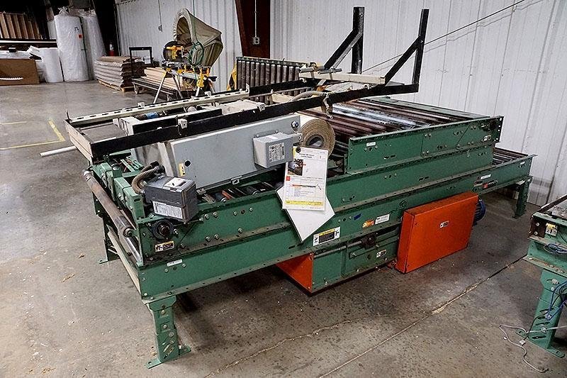 42" WIDE x 25 FEET ROACH POWER DRIVEN ROLLER / BELT CONVEYOR, WITH VFD DRIVE: YOBRO #24712