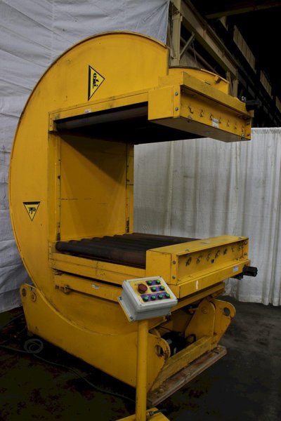 4000 LBS AIR TECHNICAL INDUSTRIES PACMAN TYPE UPENDER: STOCK #76417