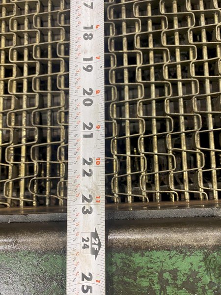 20&#039; LONG X 24” WIDE STEEL BELT POWERED INCLINED PARTS CONVEYOR: STOCK #20814
