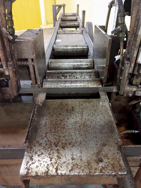 12" X 14" WELLSAW MODEL #1270 HORIZONTAL AUTOMATIC FEED DUAL POST BAND SAW: STOCK 12712