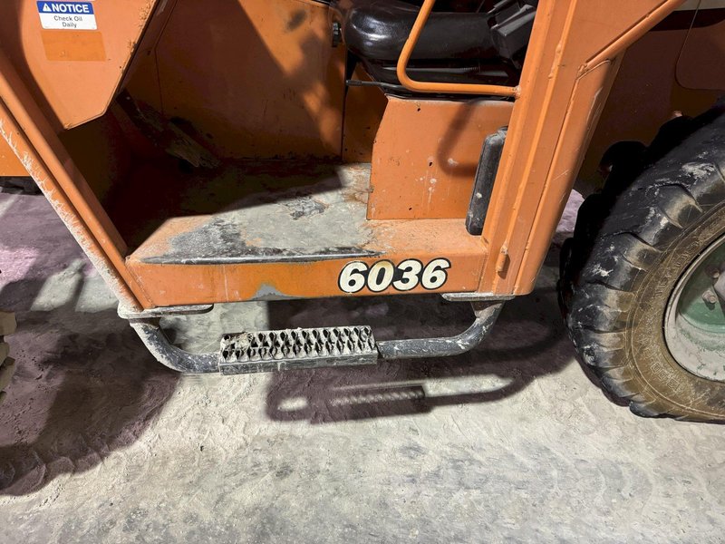 (2006) 6,000 LB JLG SKYTRAK 6036 TELEHANDLER. STOCK # 1224524