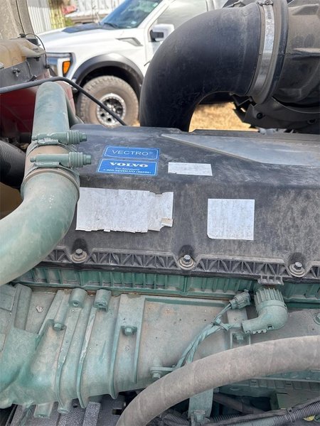 2022 Volvo VNL64T 760 4V4NC9EH2NN602669