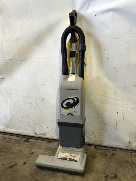 PRO TEAM MODEL 1500XP VACUUM CLEANER: STOCK #13956