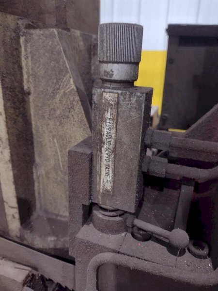 14" X 20.5" BOMAR MODEL #SL-520 SEMI-AUTOMATIC DUAL POST HORIZONTAL BAND SAW, 2003: STOCK #19577