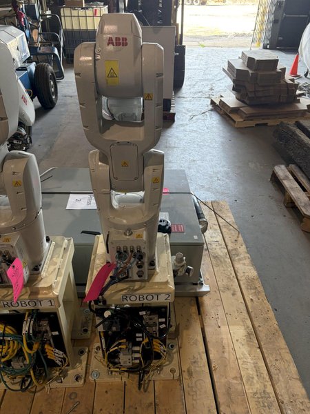 ABB 6 Axis Robot Model IRB1200-7
