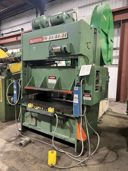 1985 Niagra PN-60-60-36 Punch (#5061)