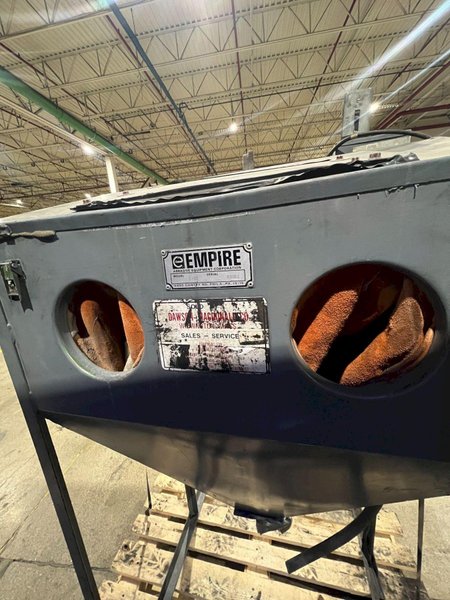 EMPIRE ABRASIVE EQUIPMENT S-30 SANDBLAST CABINET EQUIPMENT USED