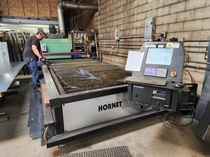 Hornet RetroSystems Plasma Hyperthem 1650 G3 Series, 2010 – 5′ x 12′ Table