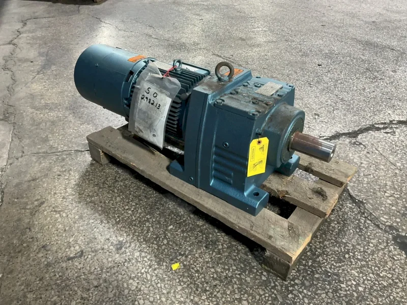 SEW-EURODRIVE 5.4 HP GEAR DRIVE