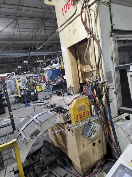 15,000 LBS X 24" X SERVO COE FEED: YOBRO #24921