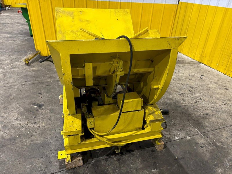 6,000 LBS X 36” X 36” WEST BEND POWERED COIL FLIPPER UPENDER: YOBRO #24353