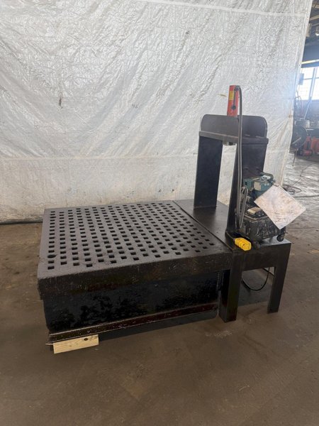 60" X 60" ACORN WELDING TABLE WITH STAND &amp; HYYDRAULIC PRESS. STOCK # 0878726