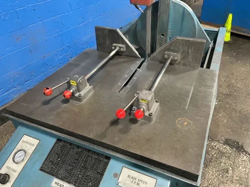 ROLL-IN SAW 14” X 12” VERTICAL BAND SAW  -  TF1420