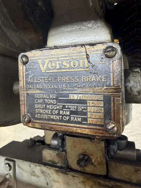 15 TON X 48" VERSON 16-48 PRESS BRAKE. STOCK # 0219526.