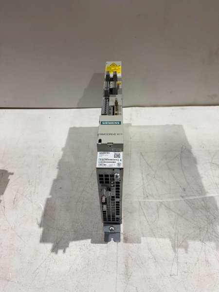 SIEMENS 6SN1146-1AB00-0BA1 SERVO  DRIVES NEW IN BOX