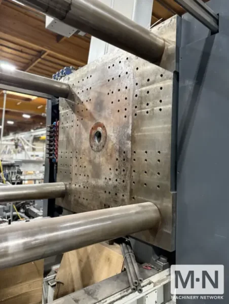 715 TON 128 OZ NEGRI BOSSI MODEL V650 VECTOR INJECTION MOLDING MACHINE MFG 2014