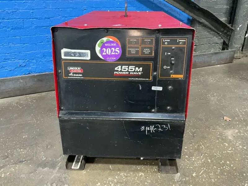 Lincoln Electric  455 Watts  Welder  - Powerwave455m