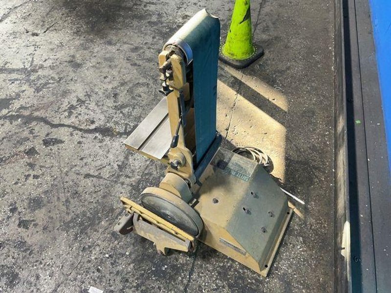 POWERMATIC 6” X 26” BELT/DISC SANDER  -  084