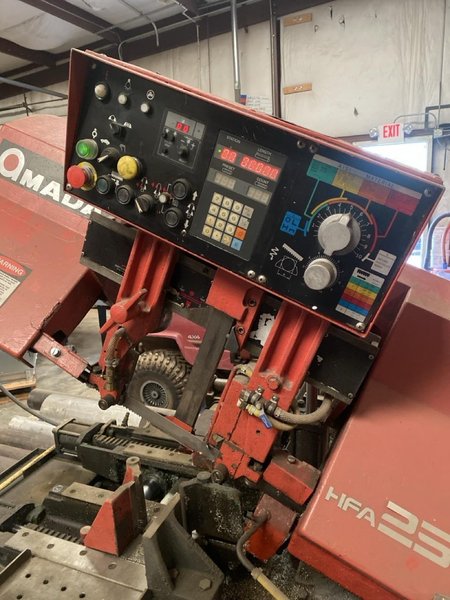 10″ x 10″ Amada HFA250W Fully Automatic Horizontal Bandsaw, 1989