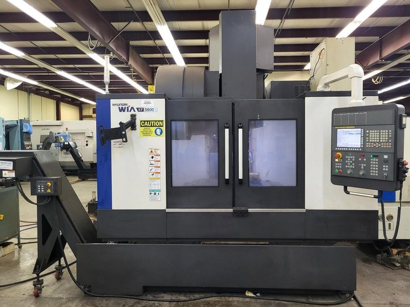 Hyundai WIA KF5600 VMC, 2018 – Fanuc, High Pressure Coolant, Chiller, Conveyor, Low Hours