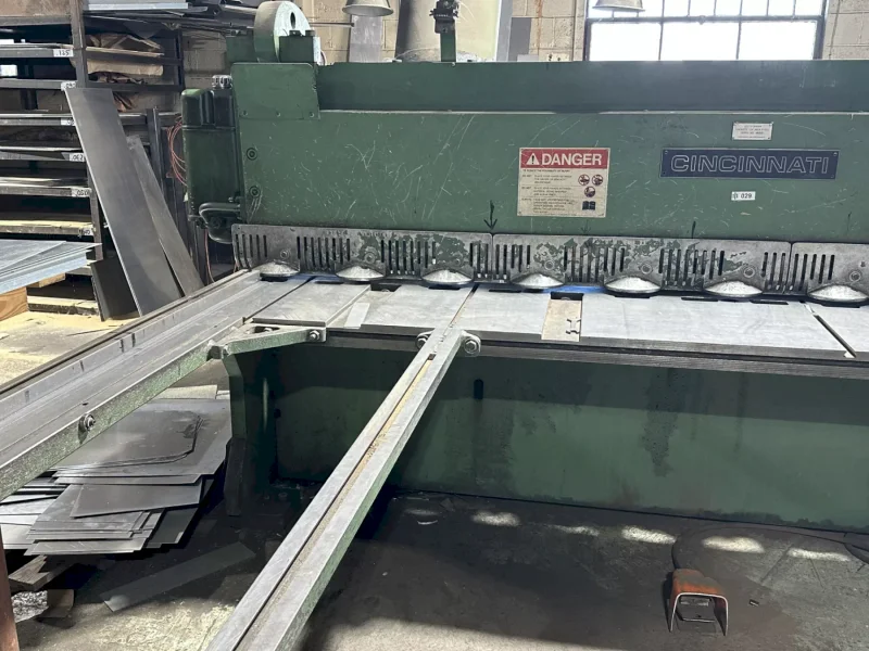 CINCINCATI 2CC10 POWER SQUARING SHEAR