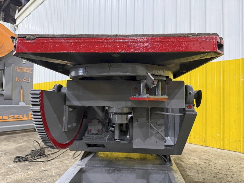 3,000 LBS READCO - UNIQUE MODEL #UPC-30-6 MC POWERED WELDING POSITIONER: YOBRO #25846