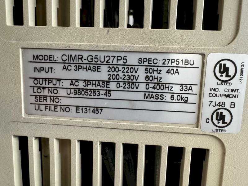 Yaskawa CIMR-G5U27P5 Inverter Drive, 3-Phase, With JVOP-130U Operator