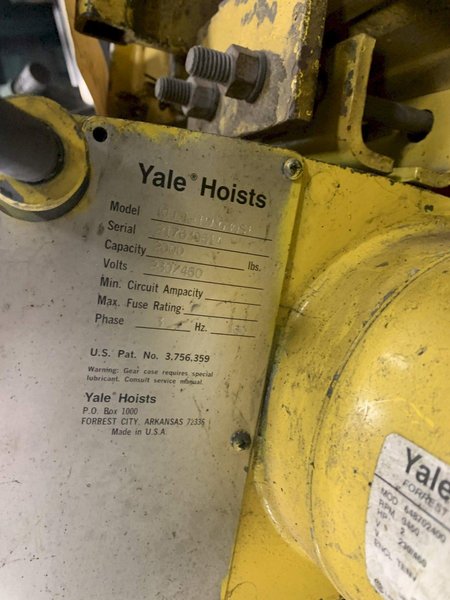 1 TON YALE CHAIN HOIST: STOCK #69926