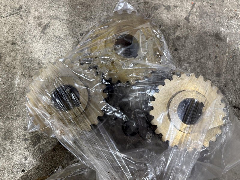 DAHLSTOM ROLLFORMER HEADS / GEAR BOXES, FOR 2.5&quot; SPINDLES: STOCK #23425