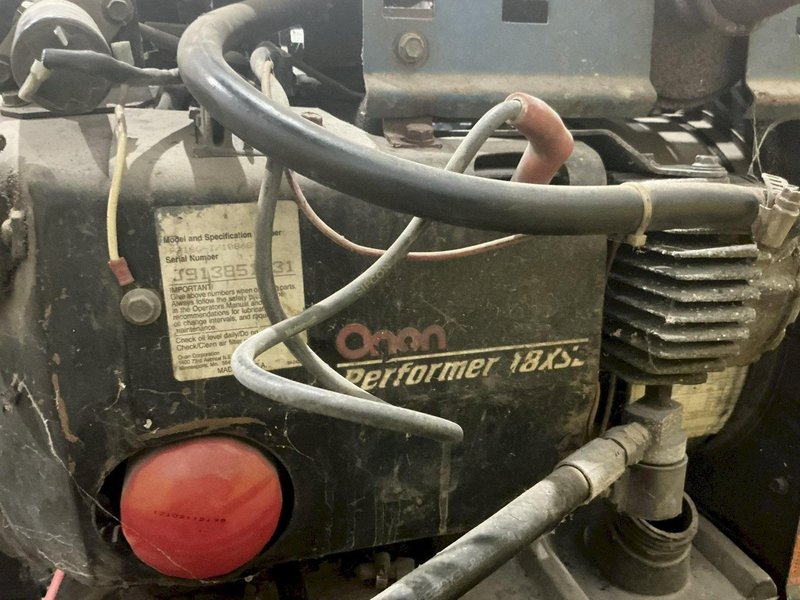 MILLER LEGEND WELDER WITH GENERATOR: YOBRO #25687