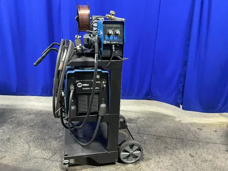 Miller 450 Amp Welder   -  Invision 450 Mpa